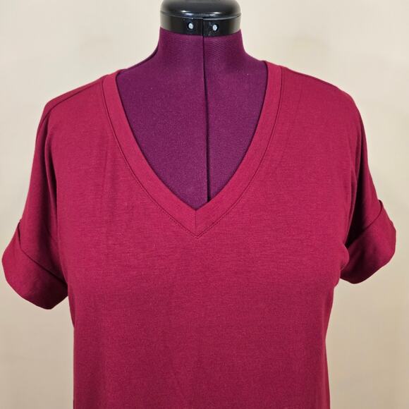 Women's Zenana Maroon Cuffed Sleeve Tunic Tee | Size Medium - Picture 4 of 11